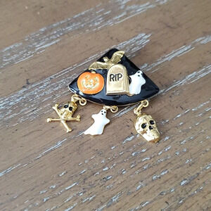 Halloween RIP brooch with pumpkin, ghosts etc.